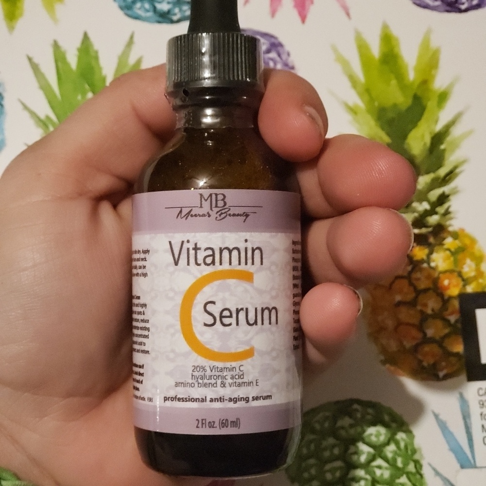 2oz Pure Vitamin C Serum w/20% Hyaluronic Acid NEW